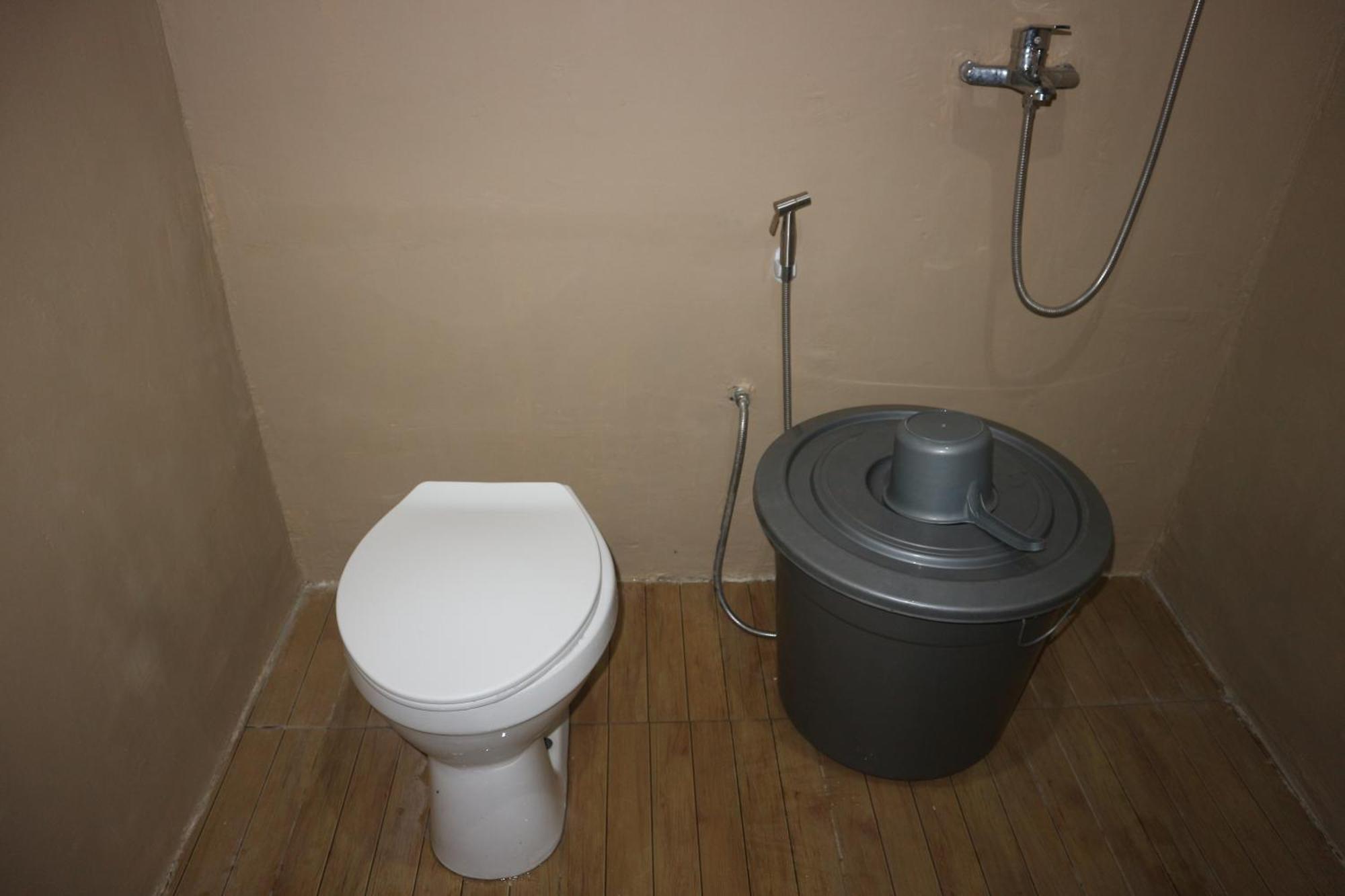 Tange Guest House Ruteng Kültér fotó